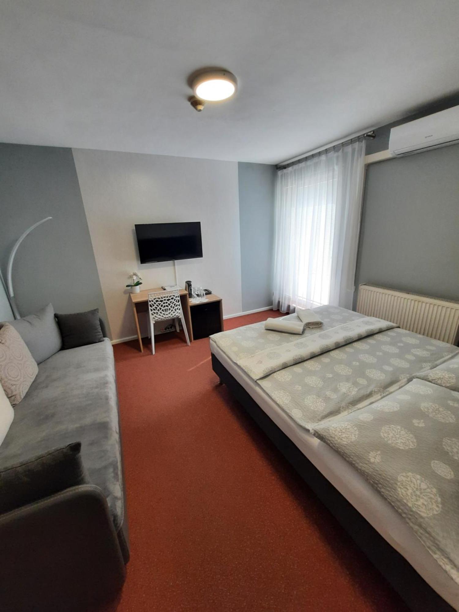 Hotel Borsicanka Havirov Exterior photo